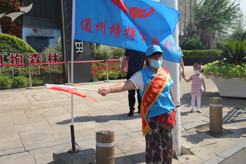 <strong>鸡巴操逼视频1区二区</strong>